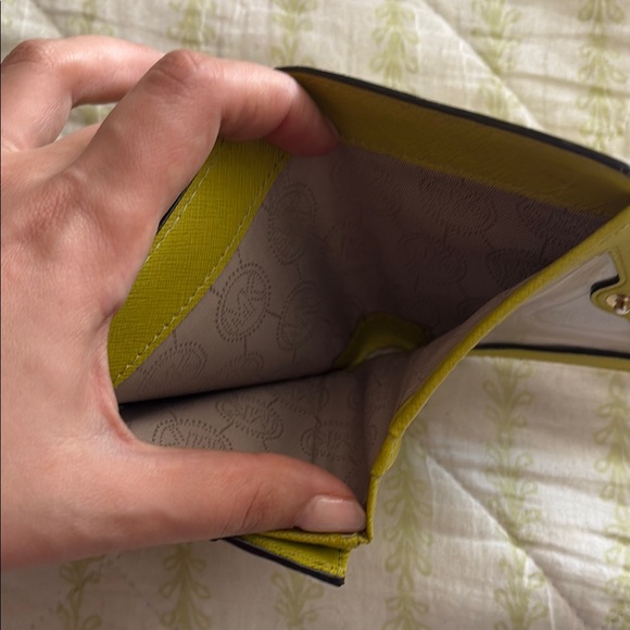 Michael Kors Lime Green Card Holder - Picture 3 of 4